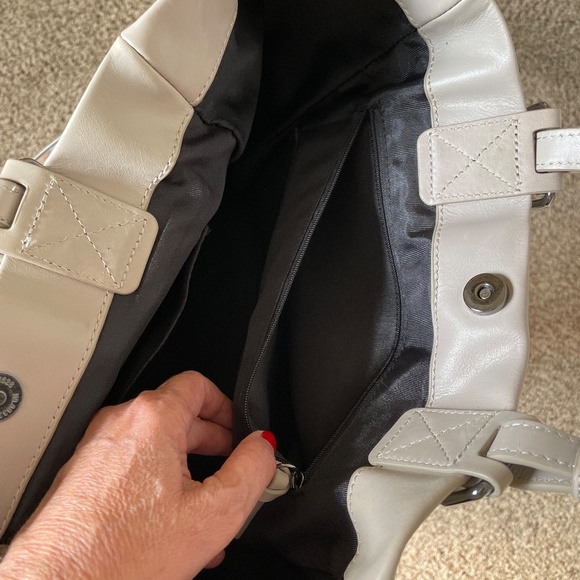 NWT Botkier light grey leather Bedford Tote - Picture 8 of 9